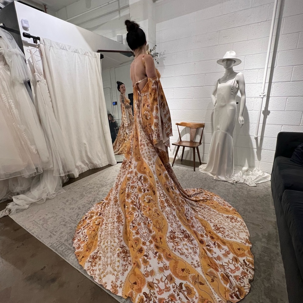 Rue De Seine Gold Sweetheart Long Sleeve Wedding Gown - Picture 2 of 5